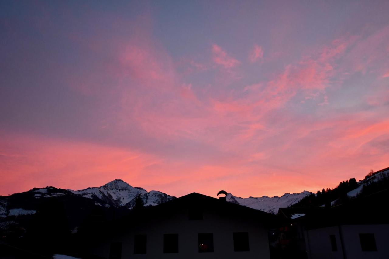 Apartment Mountain Panorama By Z-K-H Rentals Zell am See Exterior photo